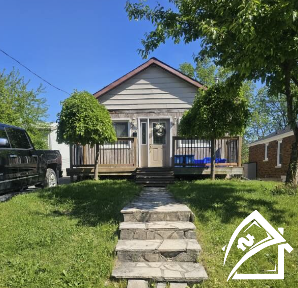 Cambridge Off-Market Assignment - 4 bed 2 bath by N/A in CAMBRIDGE